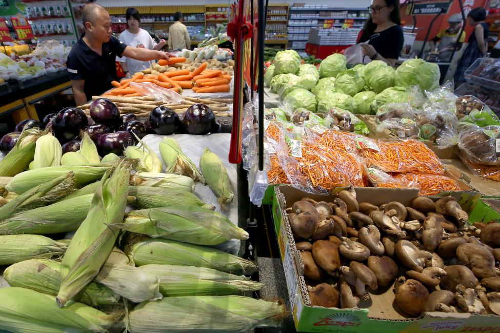 Eating fruit, vegetables won't slow prostate cancer, study finds